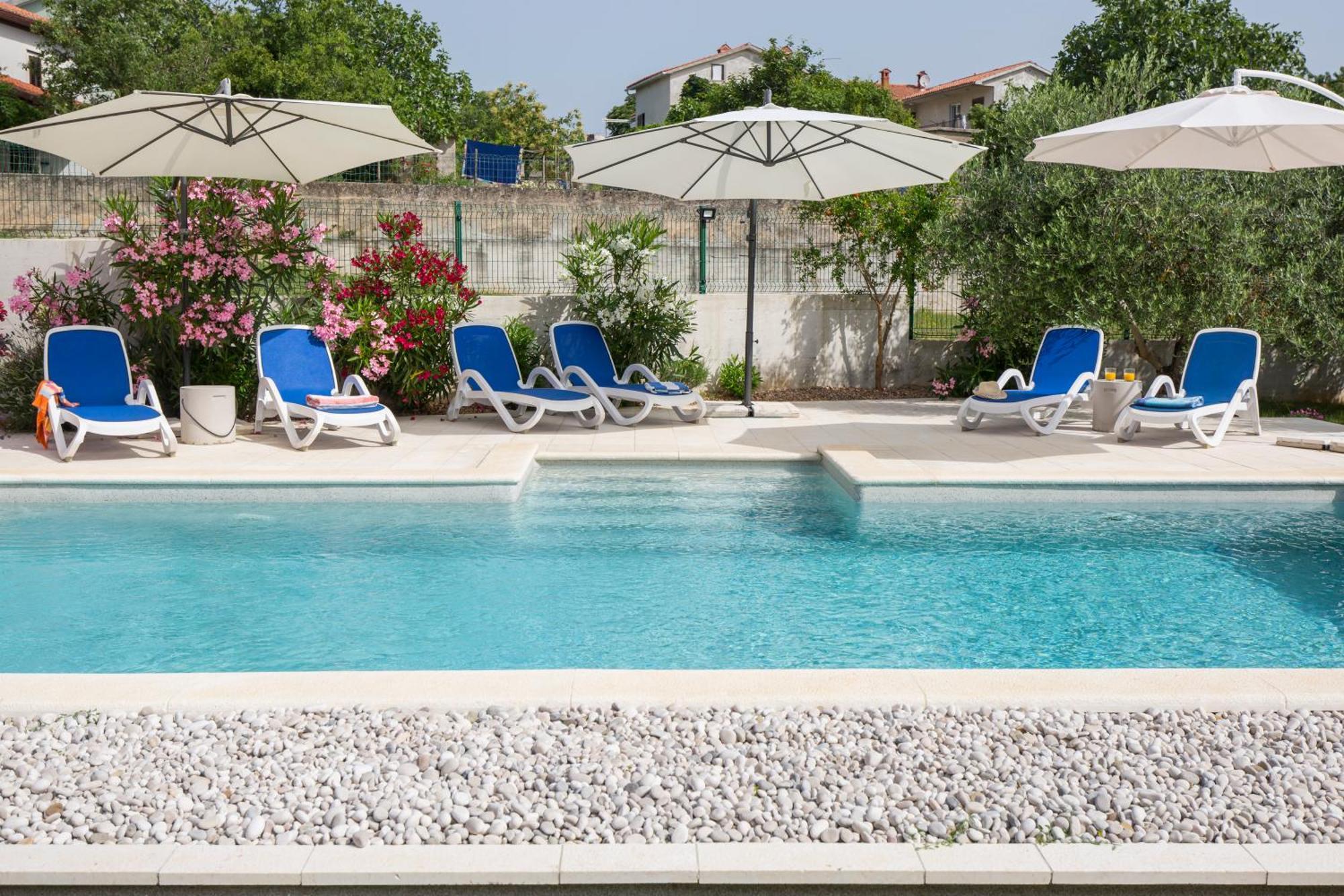 Apartments "Alen" Nedeščina Εξωτερικό φωτογραφία