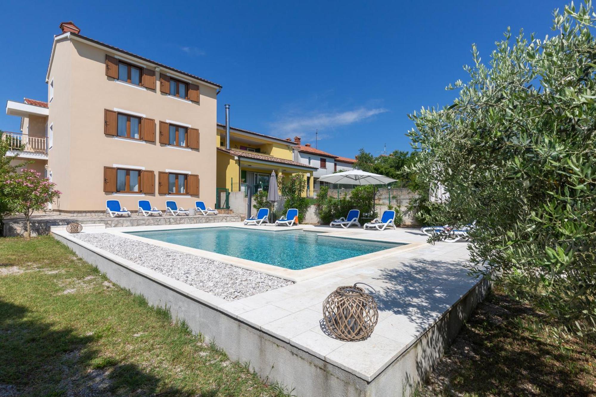 Apartments "Alen" Nedeščina Εξωτερικό φωτογραφία