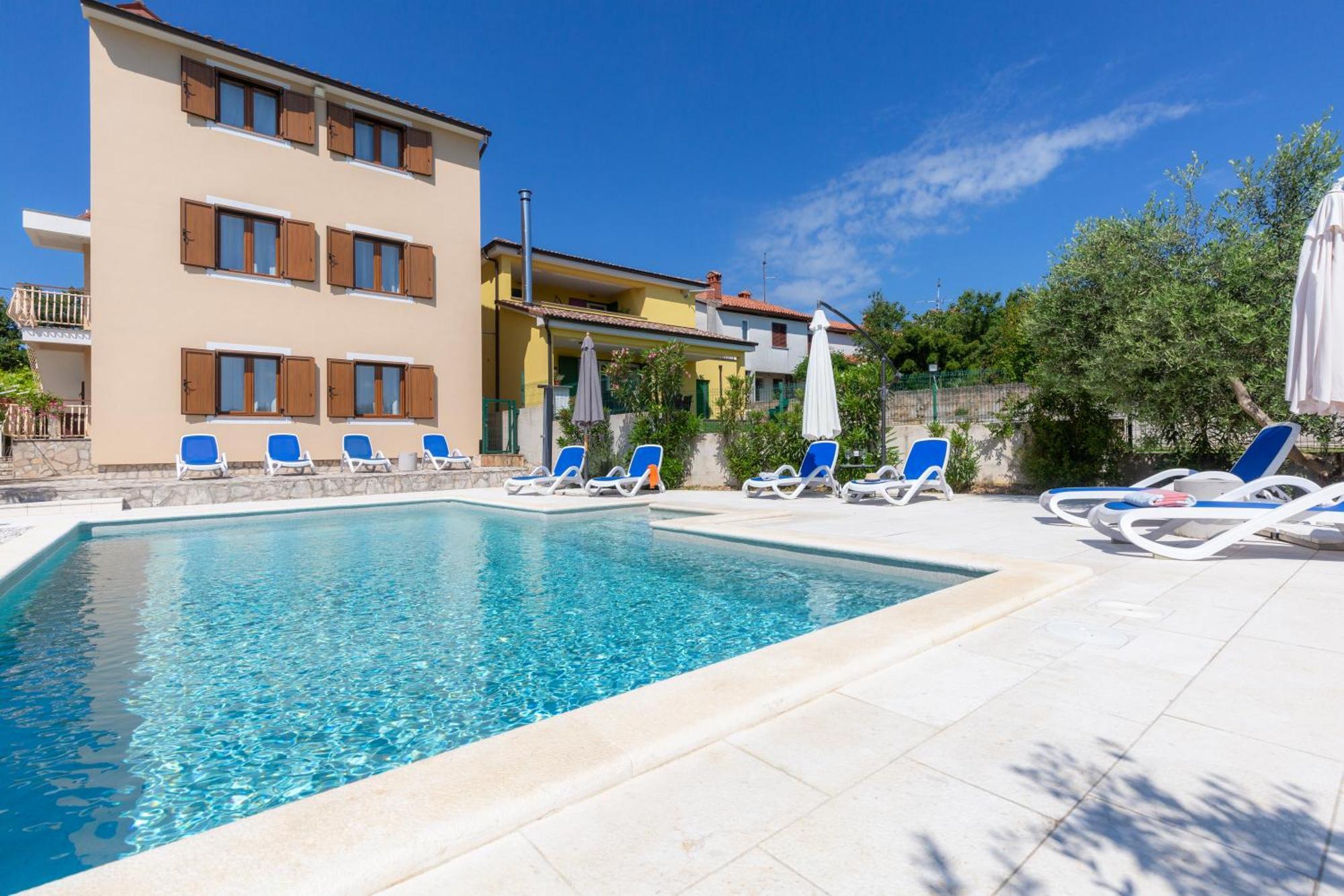 Apartments "Alen" Nedeščina Εξωτερικό φωτογραφία