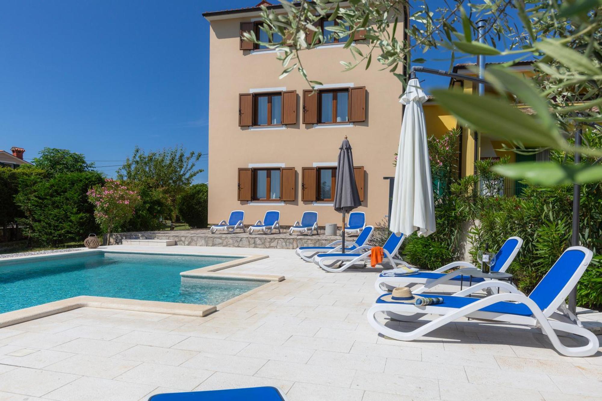 Apartments "Alen" Nedeščina Εξωτερικό φωτογραφία